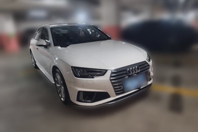 Used Audi A4L 2019 40 TFSI Fashion Edition China VI Emission Standard Exterior 2