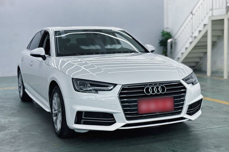 Used Audi A4L 2019 40 TFSI Ambition China VI Exterior 2