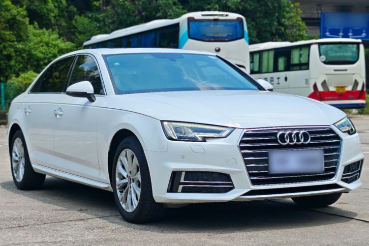 Used Audi A4L 2019 40 TFSI Ambition China VI Exterior 2