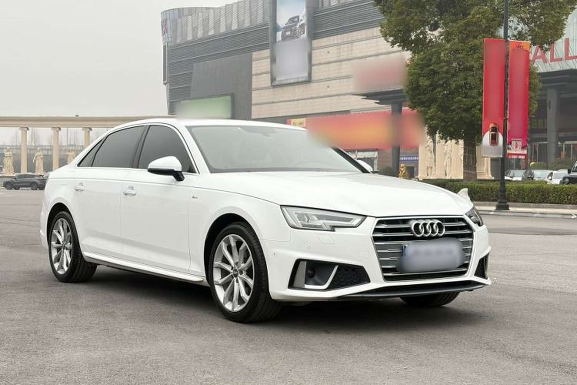 Used Audi A4L 2019 40 TFSI Fashion Edition China VI Emission Standard Exterior 3