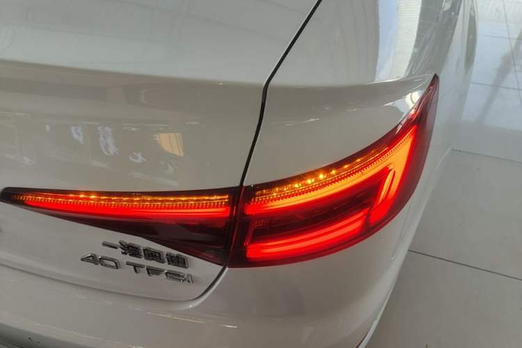 Used Audi A4L 2019 40 TFSI Fashion Version China V Exterior 3