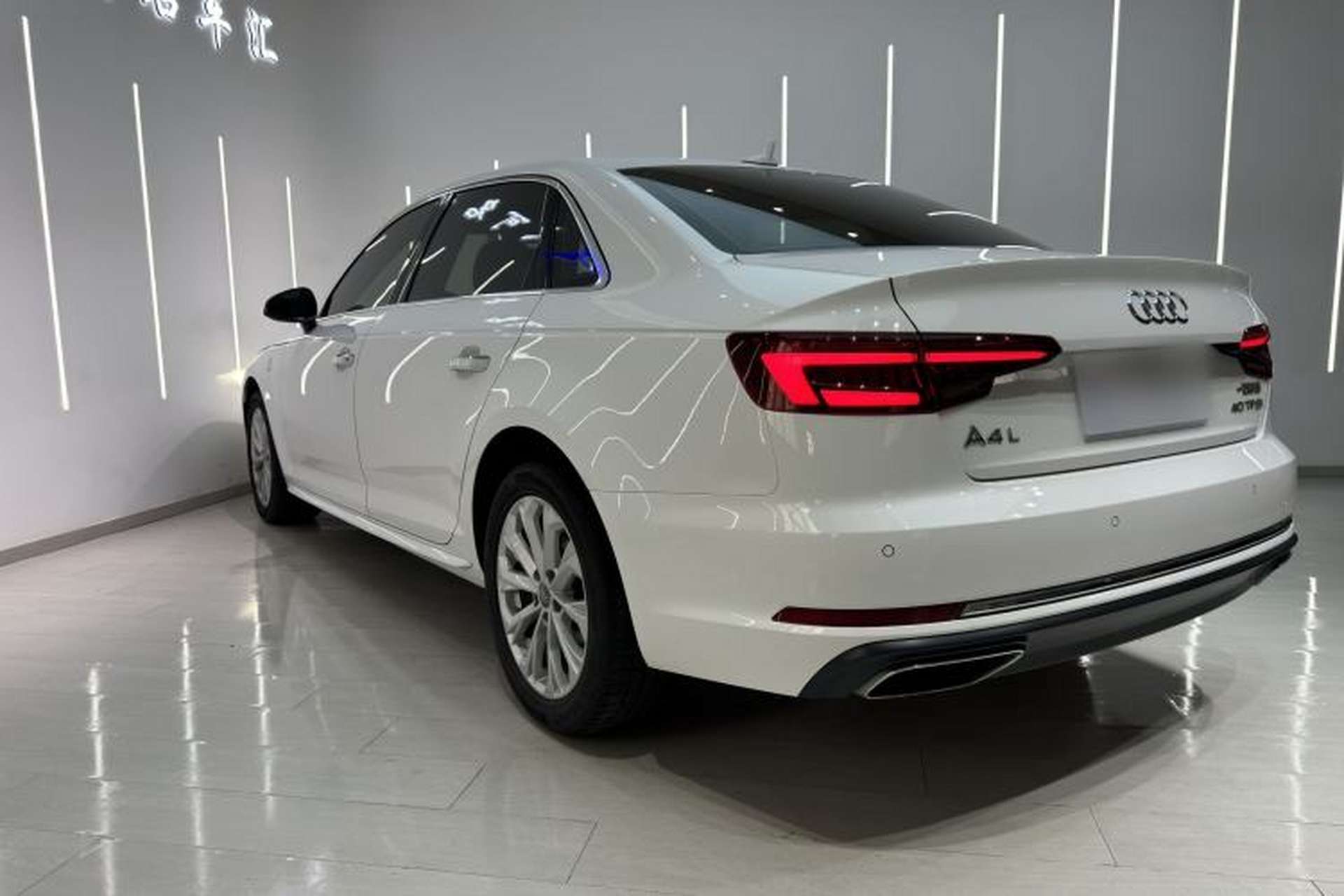 Used Audi A4L 2019 40 TFSI Ambition China VI Exterior 3