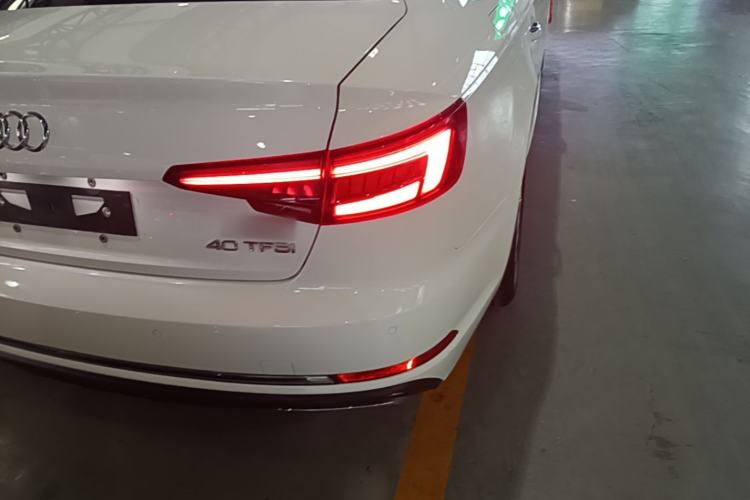 Used Audi A4L 2019 40 TFSI Ambition China VI Exterior 3