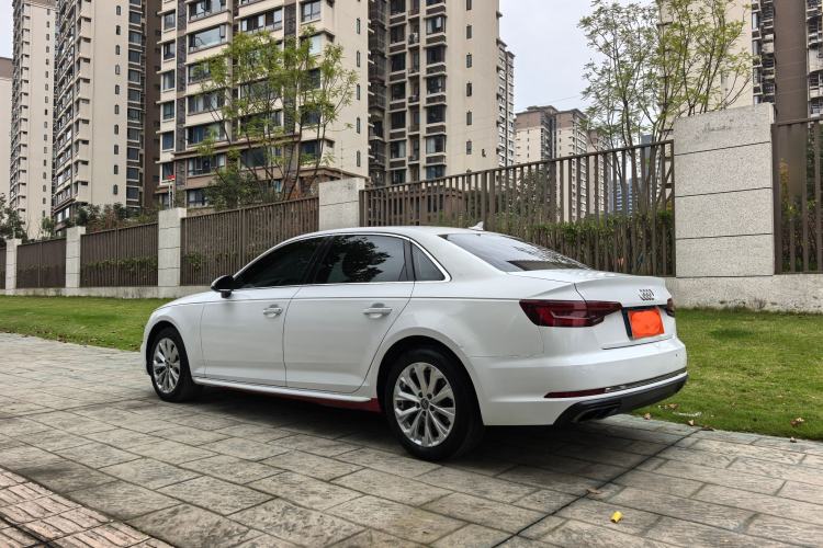 Used Audi A4L 2019 40 TFSI Ambition China VI Exterior 3