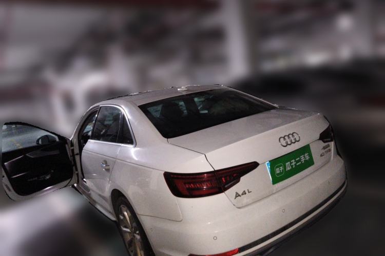 Used Audi A4L 2019 40 TFSI Fashion Edition China VI Emission Standard Exterior 3