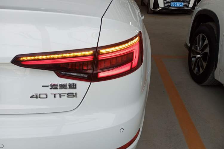 Used Audi A4L 2019 40 TFSI Ambition China VI Exterior 3