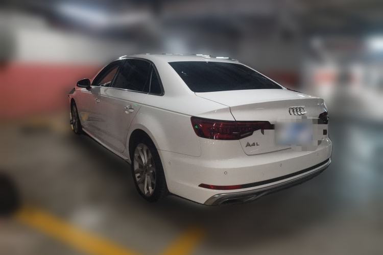 Used Audi A4L 2019 40 TFSI Fashion Edition China VI Emission Standard Exterior 3