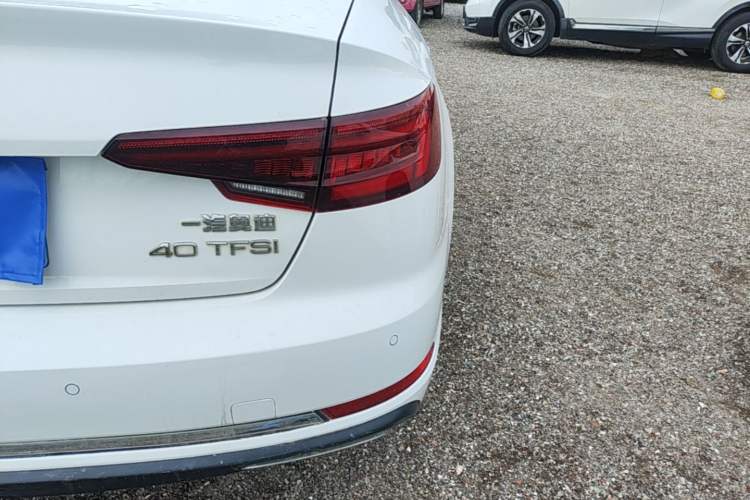 Used Audi A4L 2019 40 TFSI Ambition China VI Exterior 3