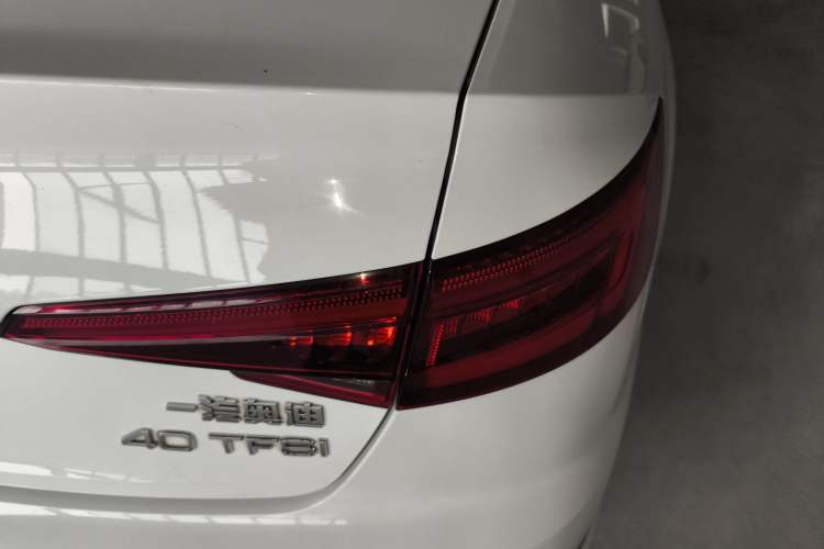 Used Audi A4L 2019 40 TFSI Ambition China VI Exterior 3