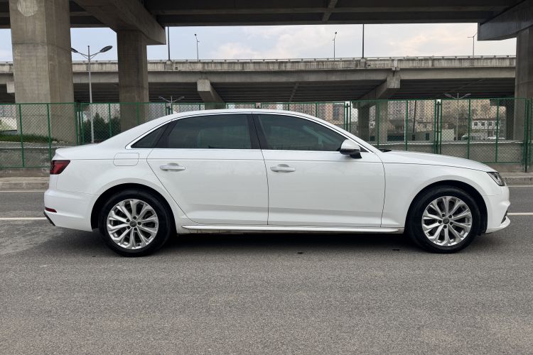 Used Audi A4L 2019 40 TFSI Ambition China VI Exterior 3
