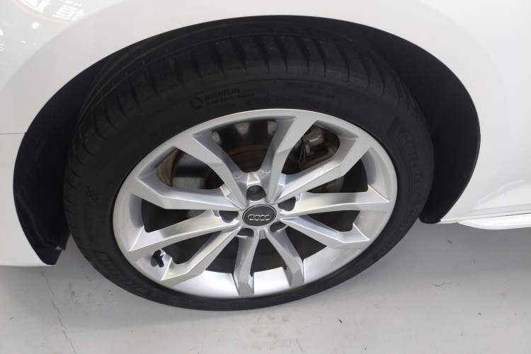 Used Audi A4L 2019 40 TFSI Fashion Version China V Exterior 4