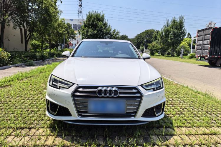 Used Audi A4L 2019 40 TFSI Fashion Edition China VI Emission Standard Exterior 4