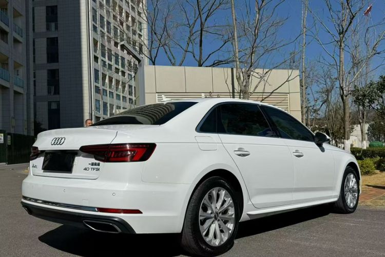 Used Audi A4L 2019 40 TFSI Ambition China VI Exterior 4