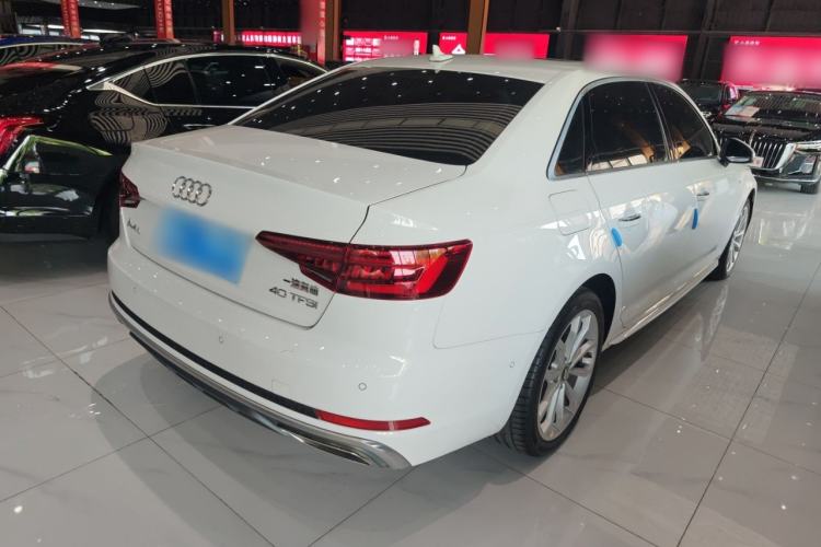Used Audi A4L 2019 40 TFSI Fashion Edition China VI Emission Standard Exterior 4