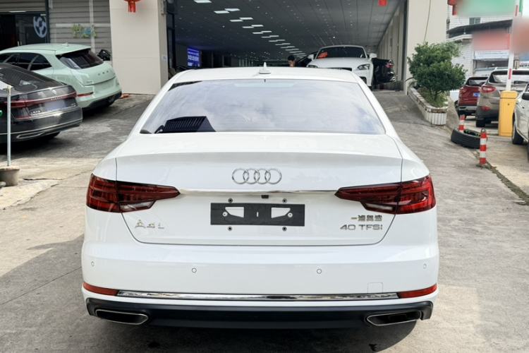 Used Audi A4L 2019 40 TFSI Ambition China VI Exterior 4
