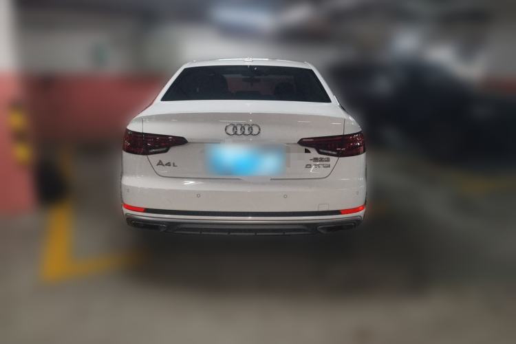 Used Audi A4L 2019 40 TFSI Fashion Edition China VI Emission Standard Exterior 4