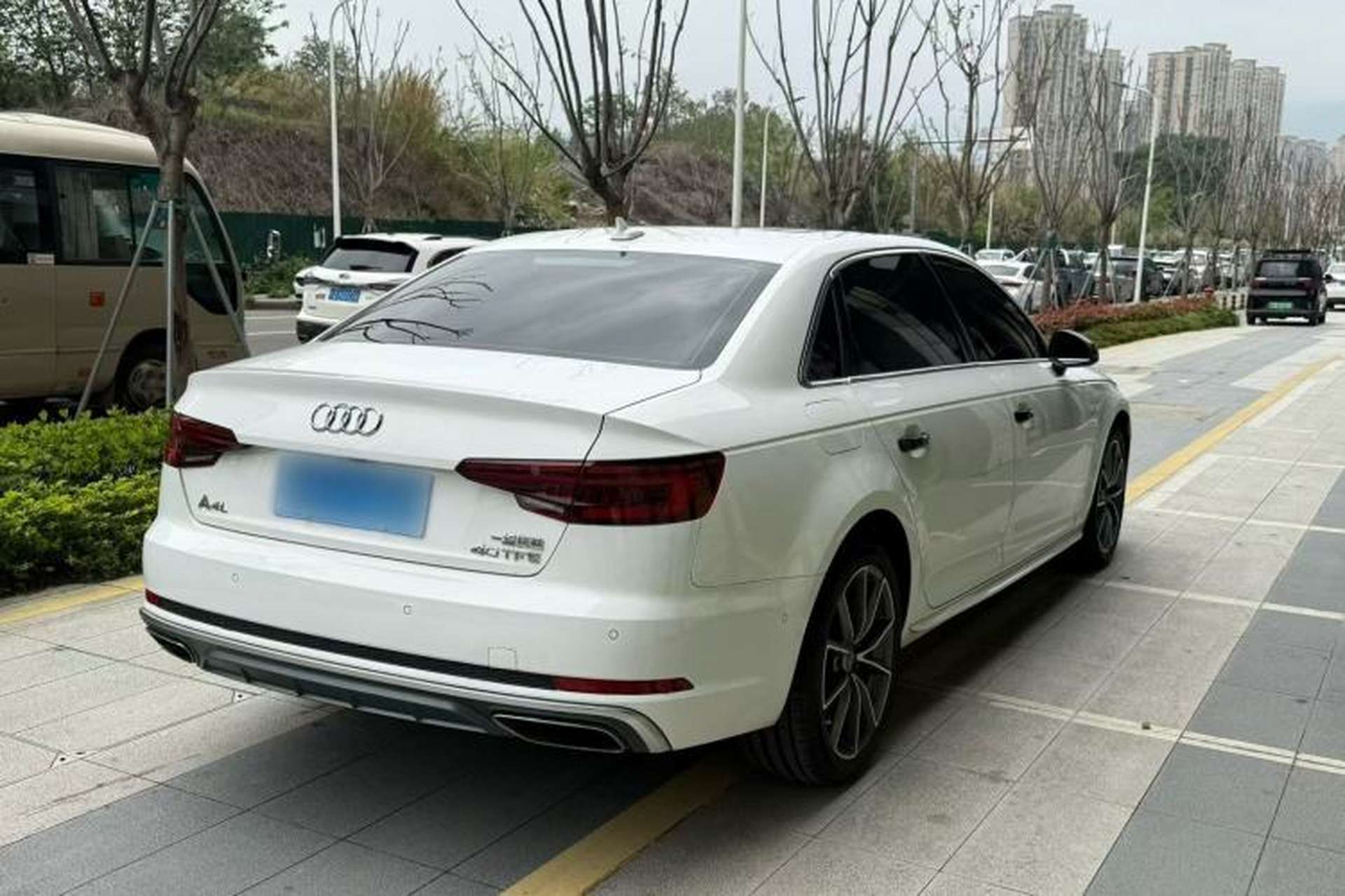 Used Audi A4L 2019 40 TFSI Fashion Version China V Exterior 4
