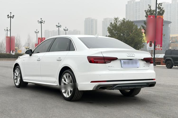 Used Audi A4L 2019 40 TFSI Fashion Edition China VI Emission Standard Exterior 5