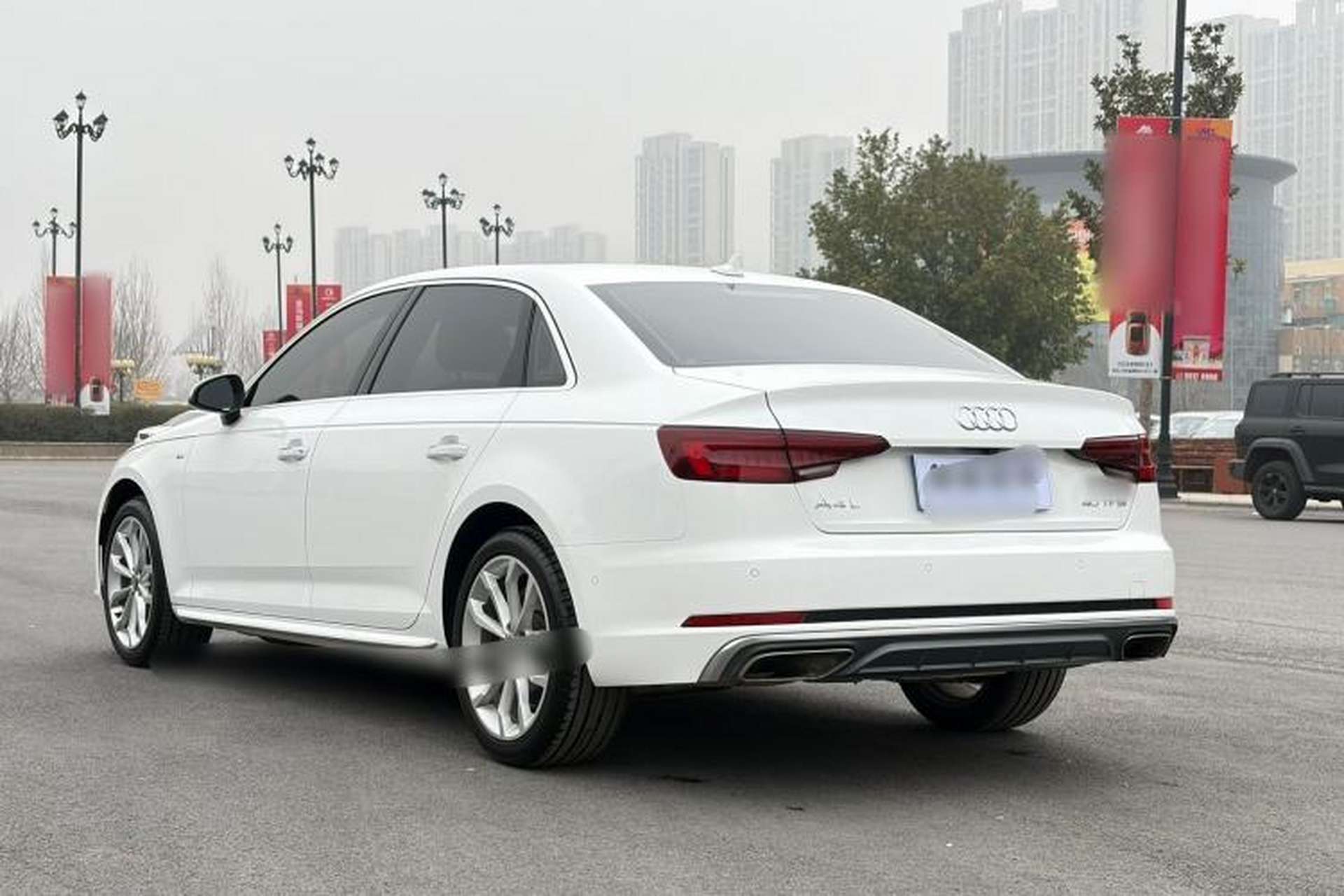Used Audi A4L 2019 40 TFSI Fashion Edition China VI Emission Standard Exterior 5