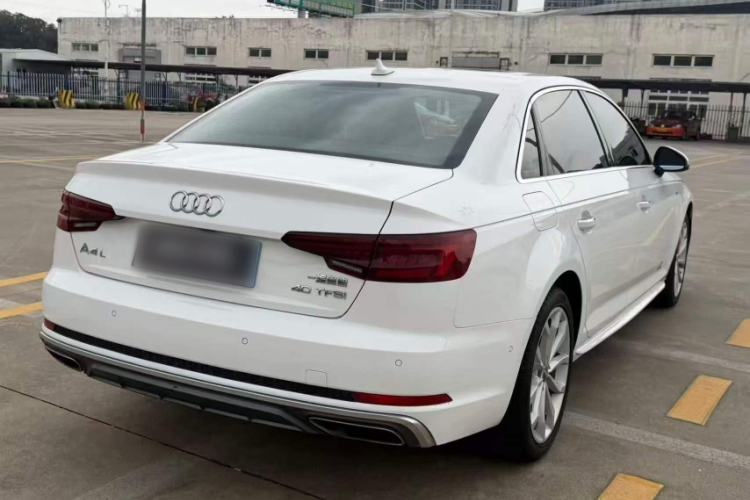 Used Audi A4L 2019 40 TFSI Fashion Edition China VI Emission Standard Exterior 5