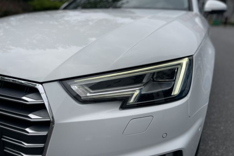Used Audi A4L 2019 40 TFSI Fashion Edition China VI Emission Standard Exterior 5