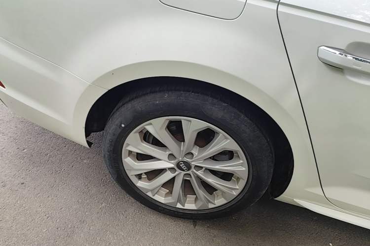 Used Audi A4L 2019 40 TFSI Ambition China VI Exterior 5