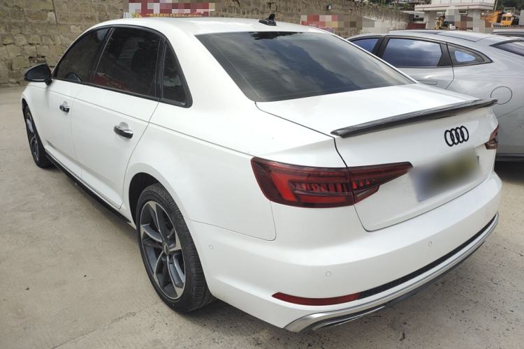 Used Audi A4L 2019 40 TFSI Fashion Edition China VI Emission Standard Exterior 5