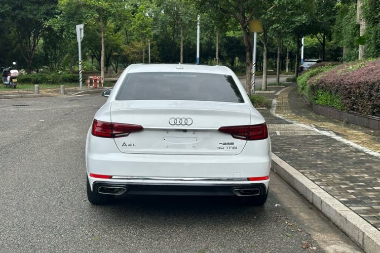 Used Audi A4L 2019 40 TFSI Ambition China VI Exterior 5