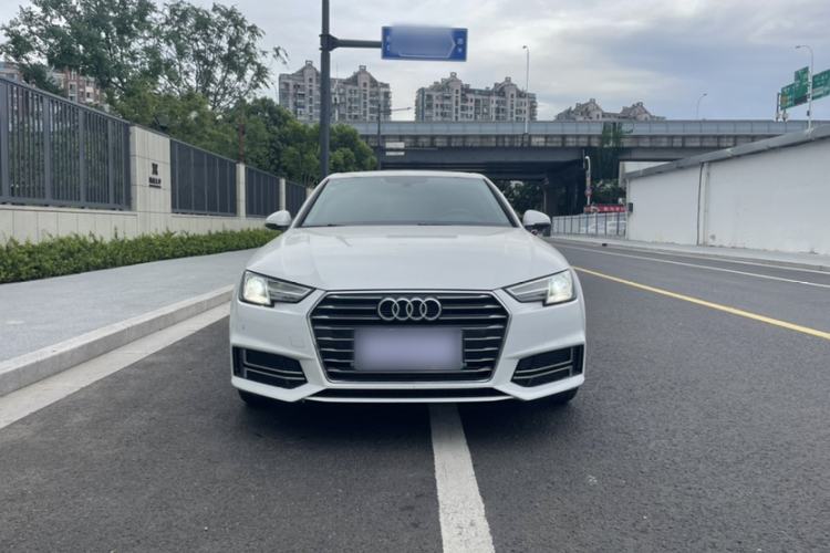 Used Audi A4L 2019 40 TFSI Ambition China VI Exterior 5