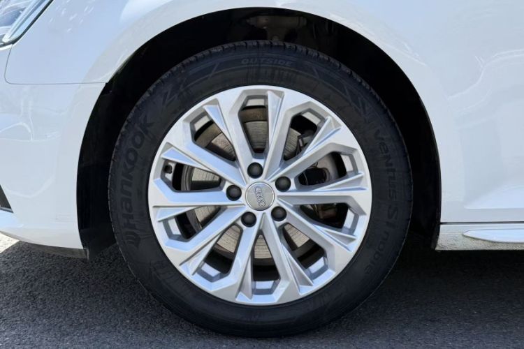 Used Audi A4L 2019 40 TFSI Ambition China VI Exterior 5