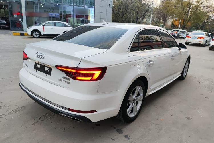 Used Audi A4L 2019 35 TFSI Ambition China VI Exterior 5