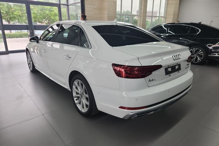 Used Audi A4L 2019 40 TFSI Fashion Edition China VI Emission Standard Exterior 5