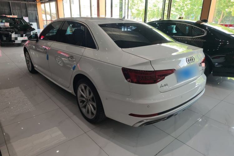 Used Audi A4L 2019 40 TFSI Fashion Edition China VI Emission Standard Exterior 6