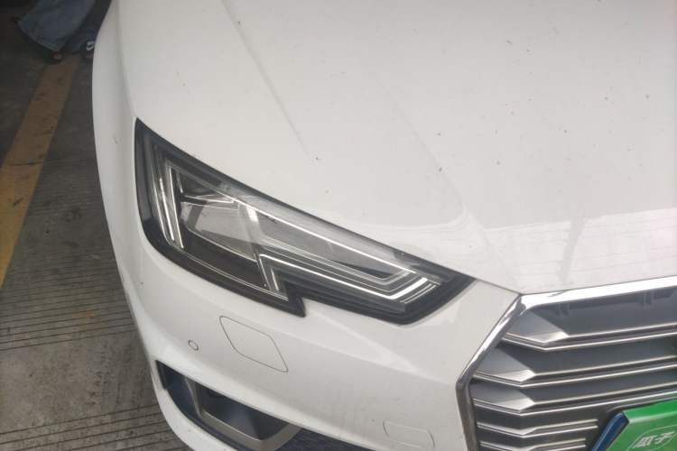 Used Audi A4L 2019 40 TFSI Fashion Edition China VI Emission Standard Exterior 6