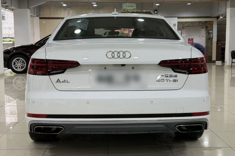Used Audi A4L 2019 40 TFSI Fashion Edition China VI Emission Standard Exterior 7