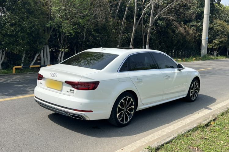 Used Audi A4L 2019 40 TFSI Fashion Edition China VI Emission Standard Exterior 7