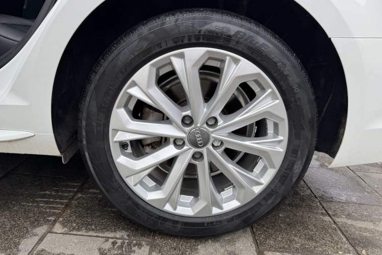 Used Audi A4L 2019 40 TFSI Ambition China VI Exterior 8