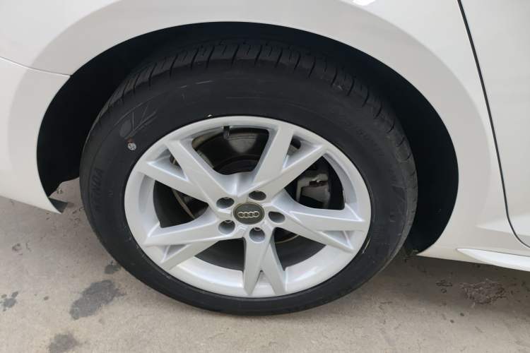 Used Audi A4L 2019 35 TFSI Ambition China VI Exterior 8