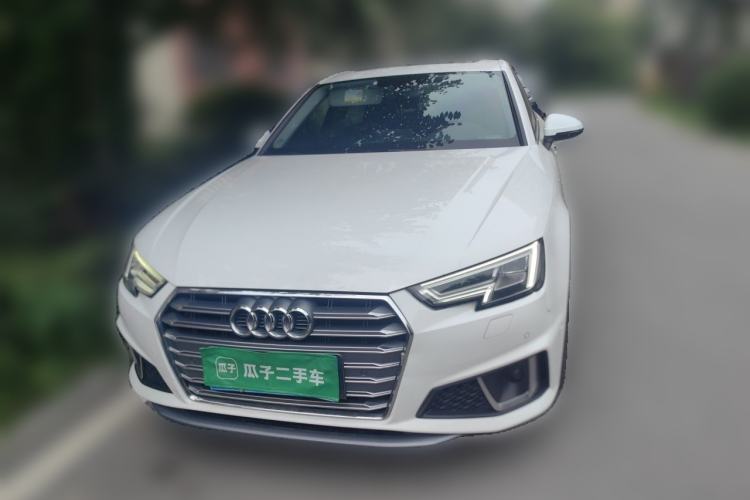 Used Audi A4L 2019 40 TFSI Fashion Edition China VI Emission Standard Front