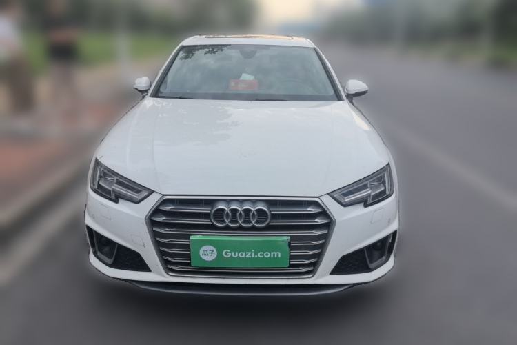 Used Audi A4L 2019 40 TFSI Fashion Edition China VI Emission Standard Front