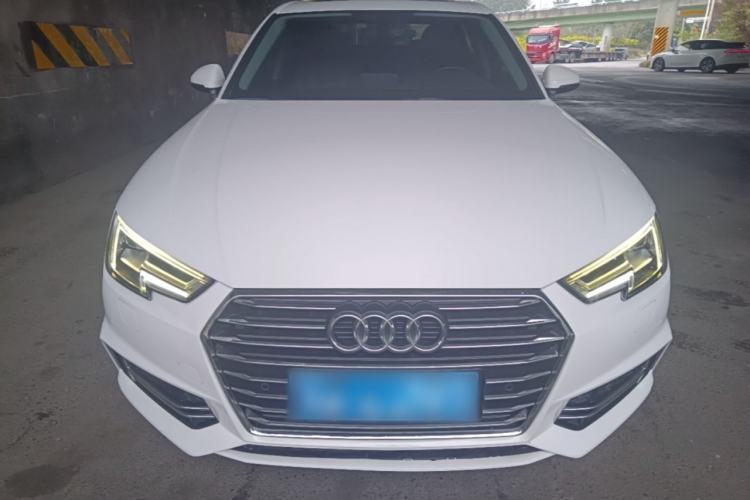 Used Audi A4L 2019 40 TFSI Ambition China VI Front