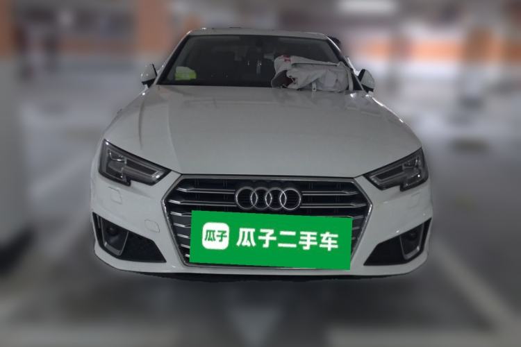 Used Audi A4L 2019 40 TFSI Fashion Edition China VI Emission Standard Front