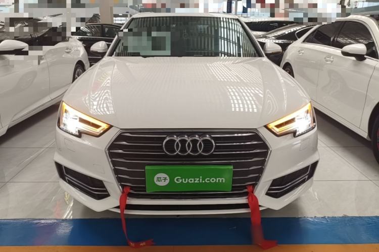 Used Audi A4L 2019 40 TFSI Ambition China VI Front