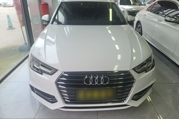Used Audi A4L 2019 40 TFSI Ambition China VI Front