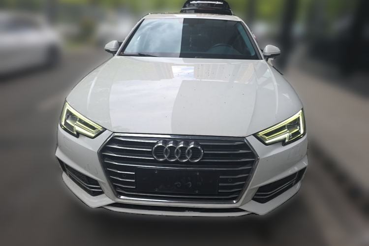 Used Audi A4L 2019 40 TFSI Ambition China VI Front