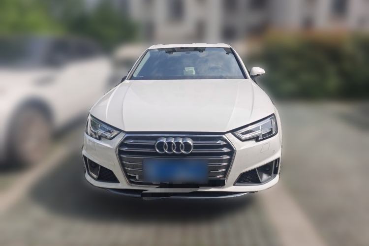 Used Audi A4L 2019 40 TFSI Fashion Edition China VI Emission Standard Front