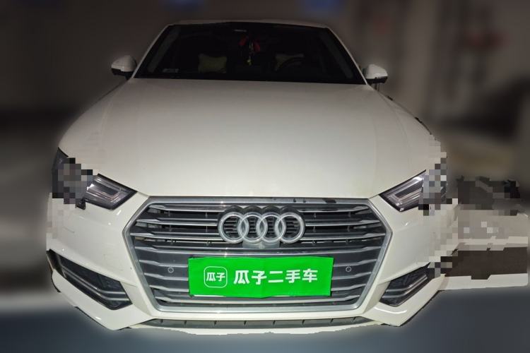 Used Audi A4L 2019 40 TFSI Ambition China VI Front