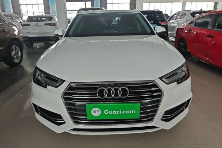 Used Audi A4L 2019 40 TFSI Ambition China VI Front
