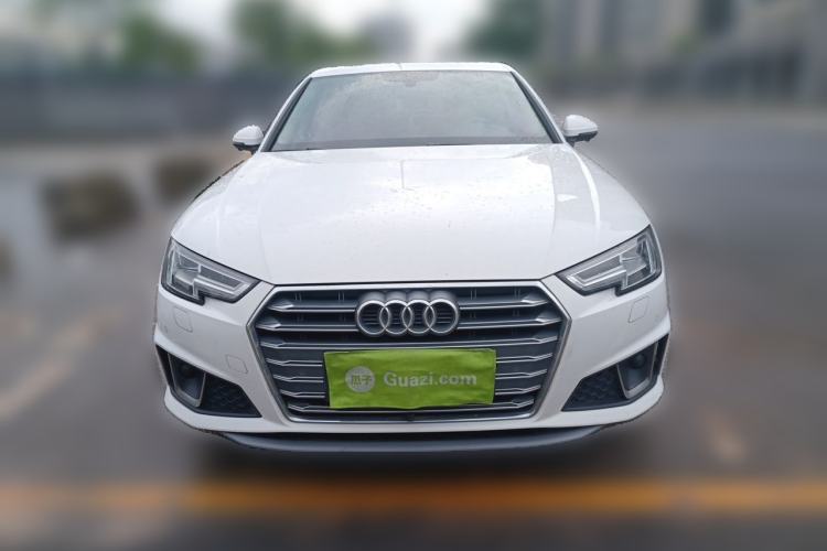 Used Audi A4L 2019 40 TFSI Fashion Edition China VI Emission Standard Front