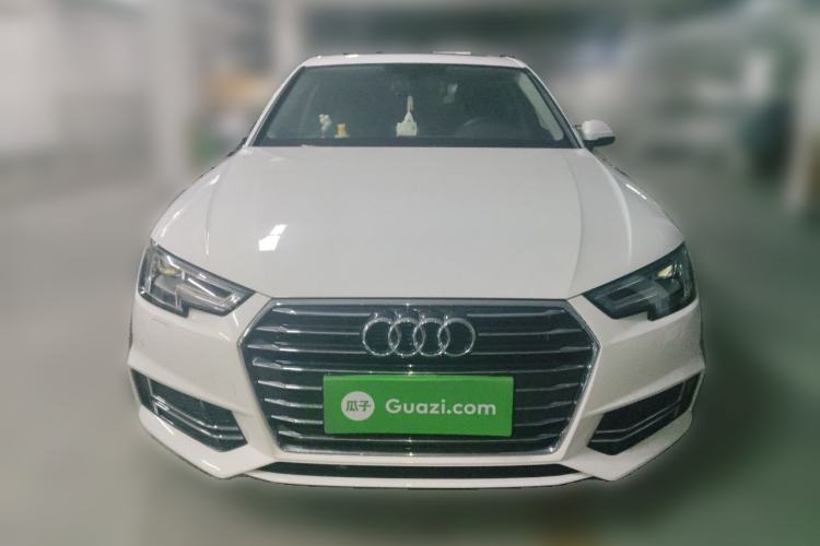 Used Audi A4L 2019 40 TFSI Ambition China VI Front